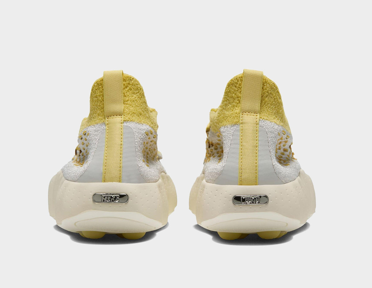 Nike Mind 002